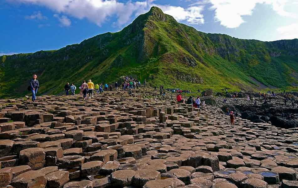 4 Day Northern Ireland Tour 1 Giants Causeway and Belfast City Tour