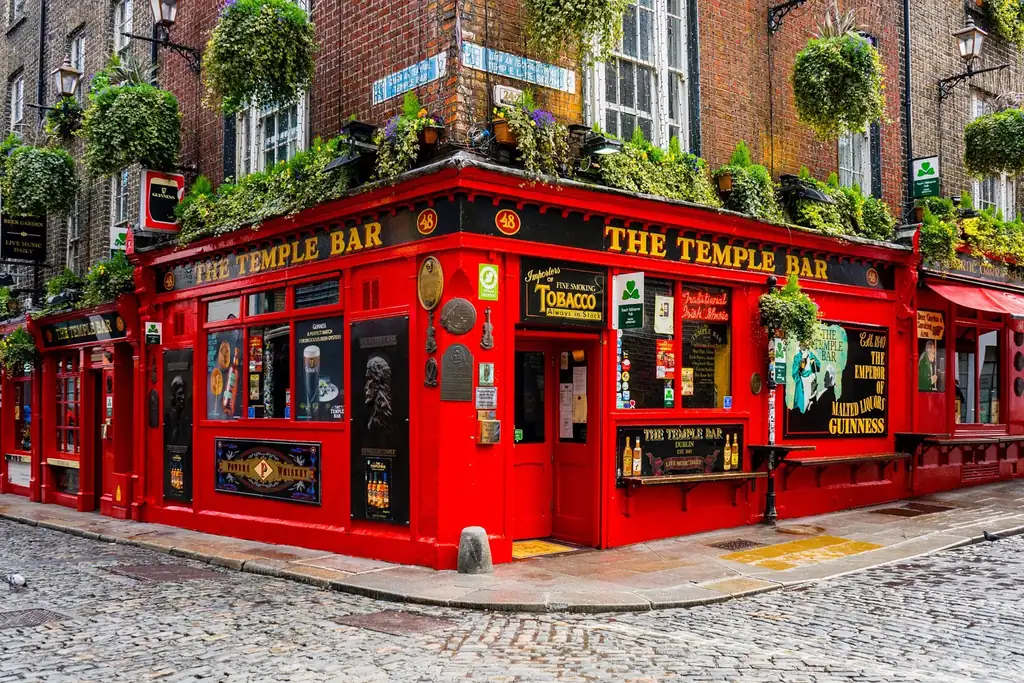 The Temple Bar pub in Dublin featured on our Things to do in Dublin